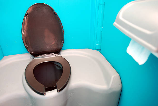 Best Portable bathroom rental  in Wasilla, AK
